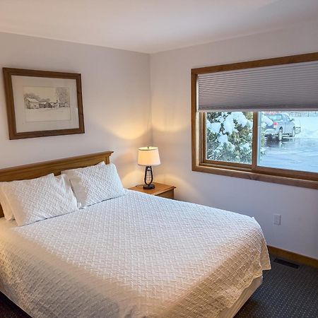Stowe Motel & Snowdrift Exterior photo